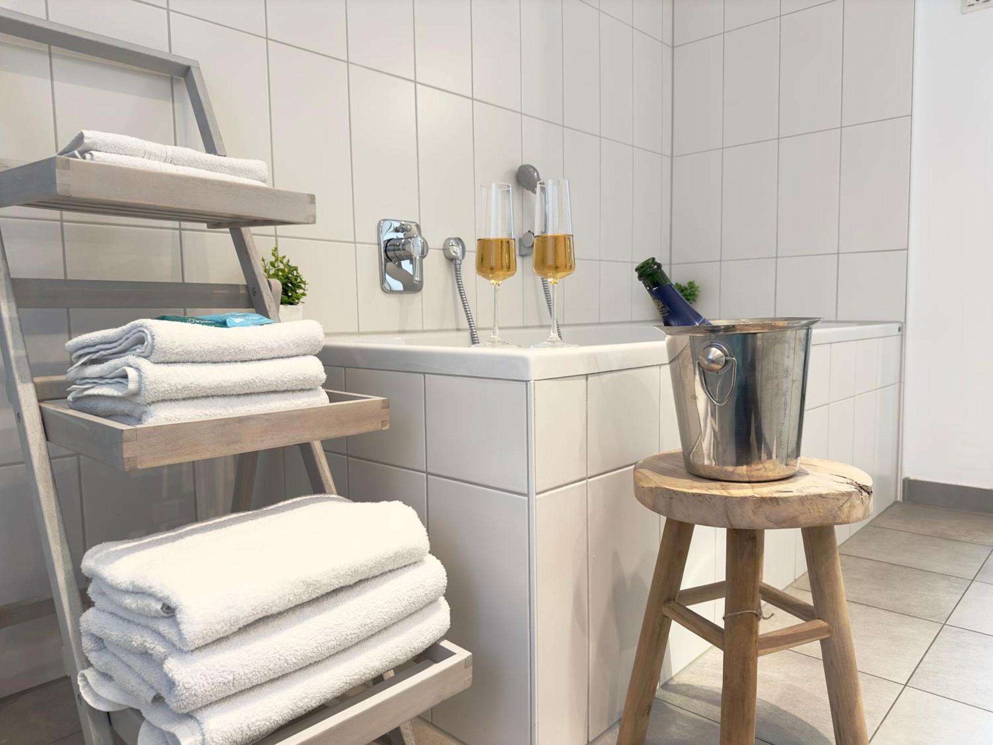 Luxury Old Town Suite - Xxl Terrasse & Xxl Penthouse Heidelberg Buitenkant foto